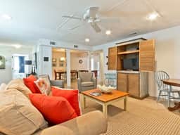 Bikini Cottage - Image 3
