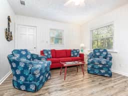 Cozy Cottage - Image 2