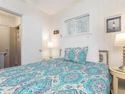 Cozy Cottage - Image 3