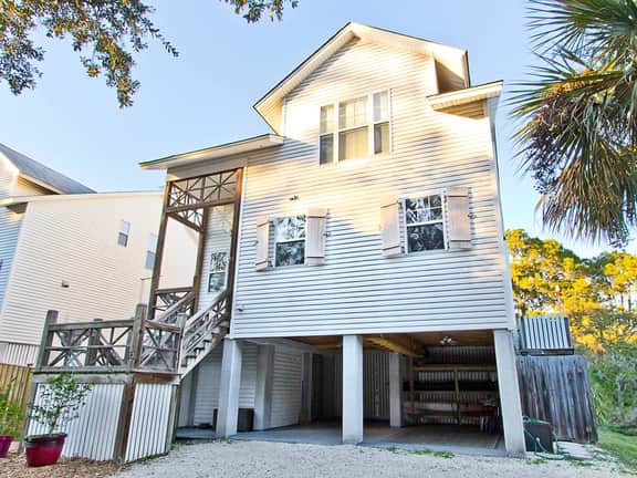 Marshview Hideaway - Image 2