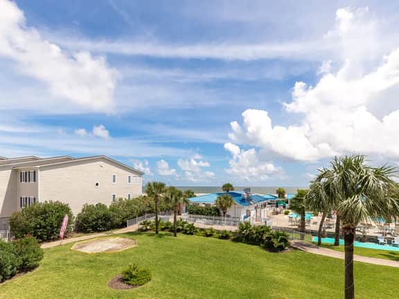 Tybee Beach Club 124 - Image 3