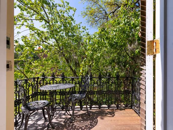 Southern Belle Terrace - Image 2
