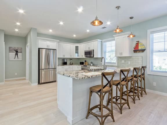 Coastal Livin - Image 1