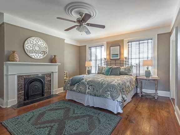 Southern Belle 3 - Image 1