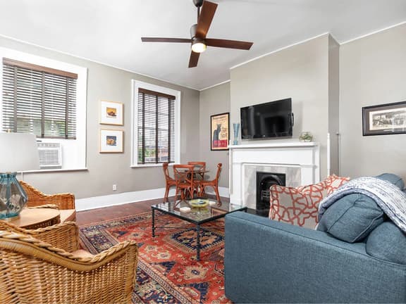 Southern Belle Terrace - Image 1